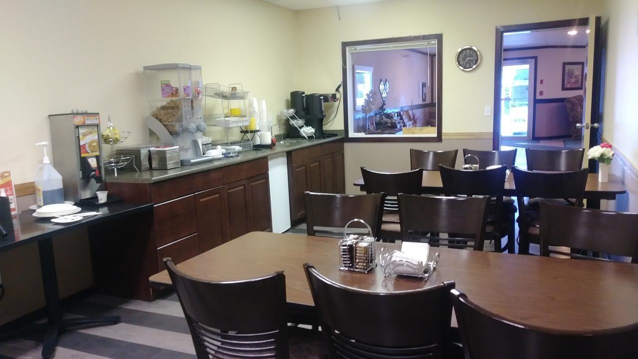 George Mountain View Hotel & Resto ميريت المظهر الخارجي الصورة
