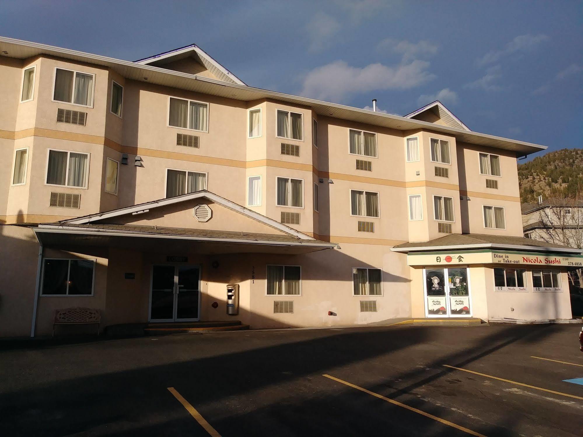 George Mountain View Hotel & Resto ميريت المظهر الخارجي الصورة