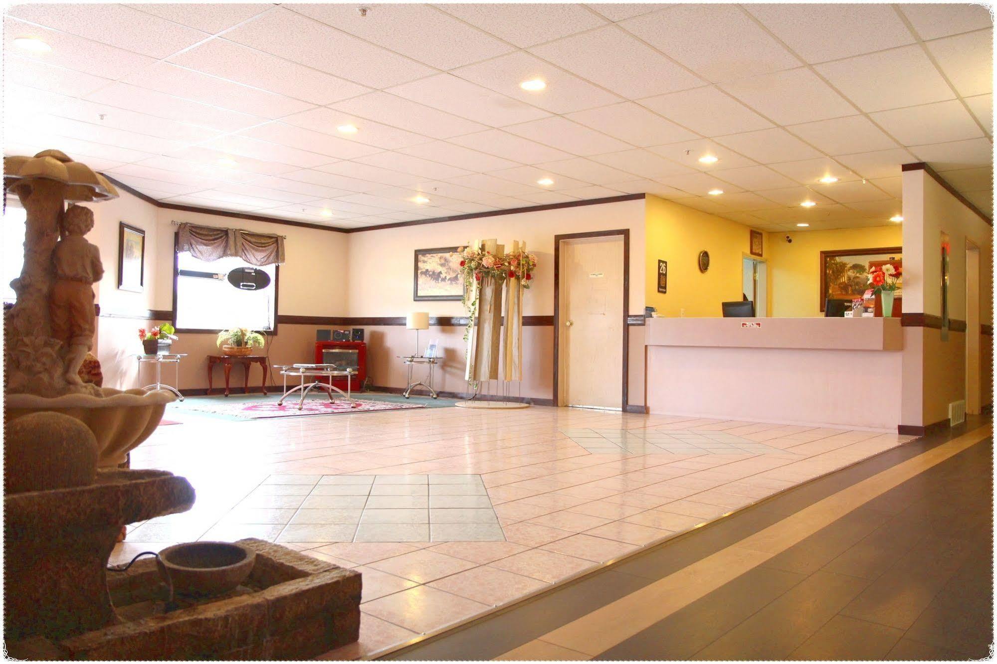 George Mountain View Hotel & Resto ميريت المظهر الخارجي الصورة